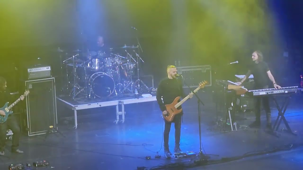 Riverside Cruise to the Edge 2022.