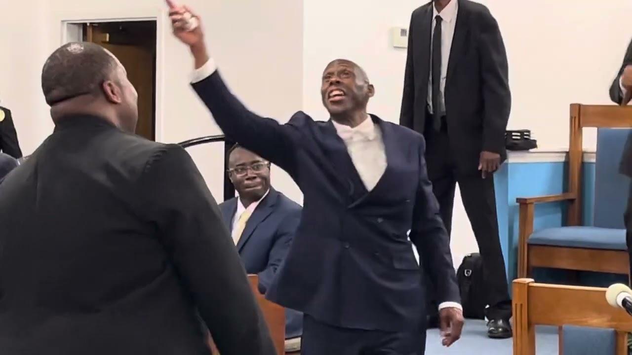 THE HOLY TEMPLE CHURCH, Columbia, SC. Sat. Night, Bis. R. Mack preaching, Birthday Celebration.