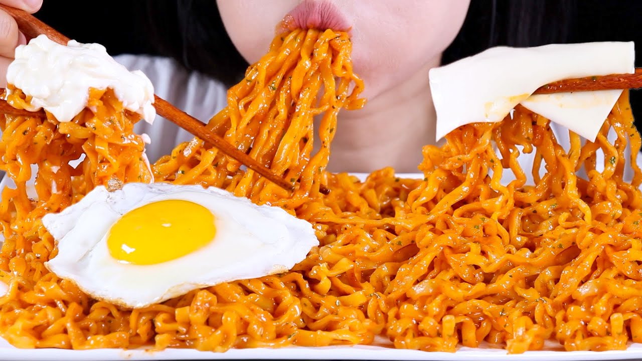 ASMR MUKBANG | Creamy and Spicy Paldo Volcano Carbonara Noodles | Eating Sounds No Talking