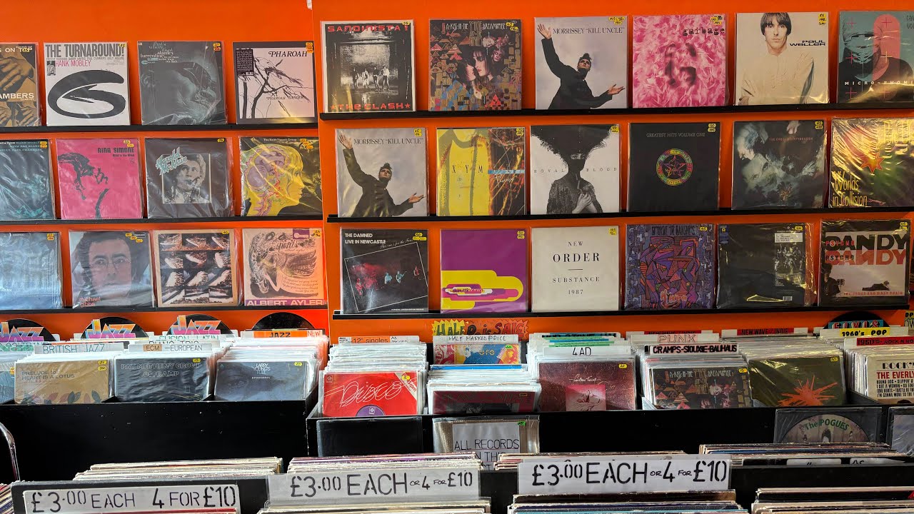 ‘Record Shops Are The Best Places’ inc. Record Shop Footage - Vinyl Community 