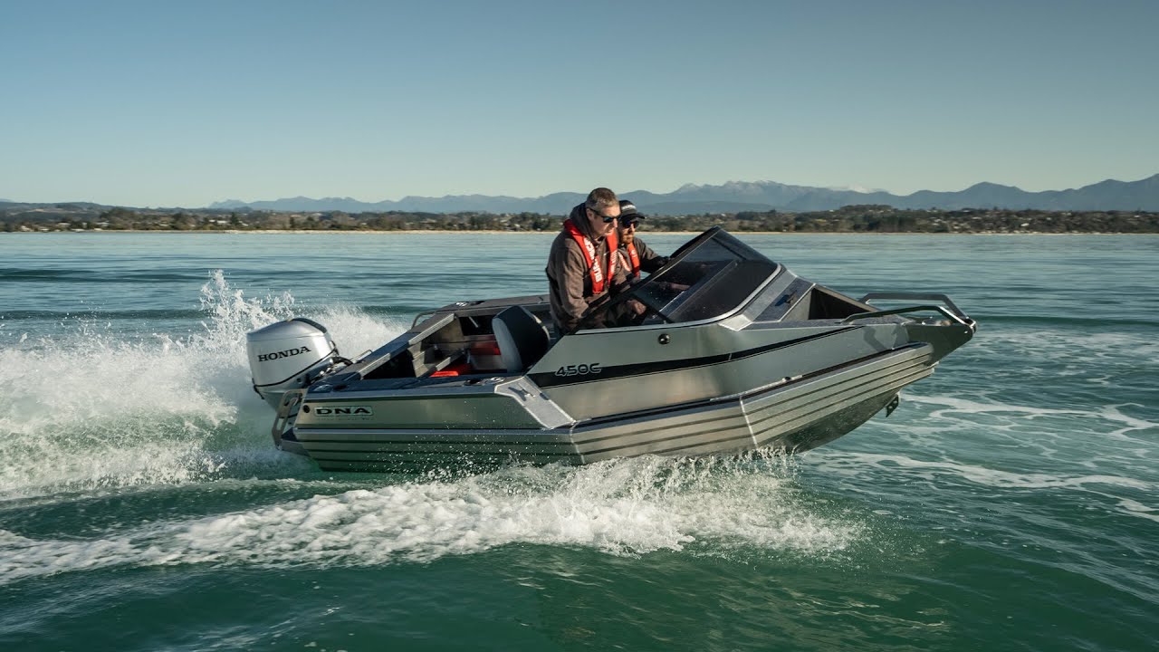 DNA 450 Cuddy  Aluminium Pontoon Boat Walkthrough