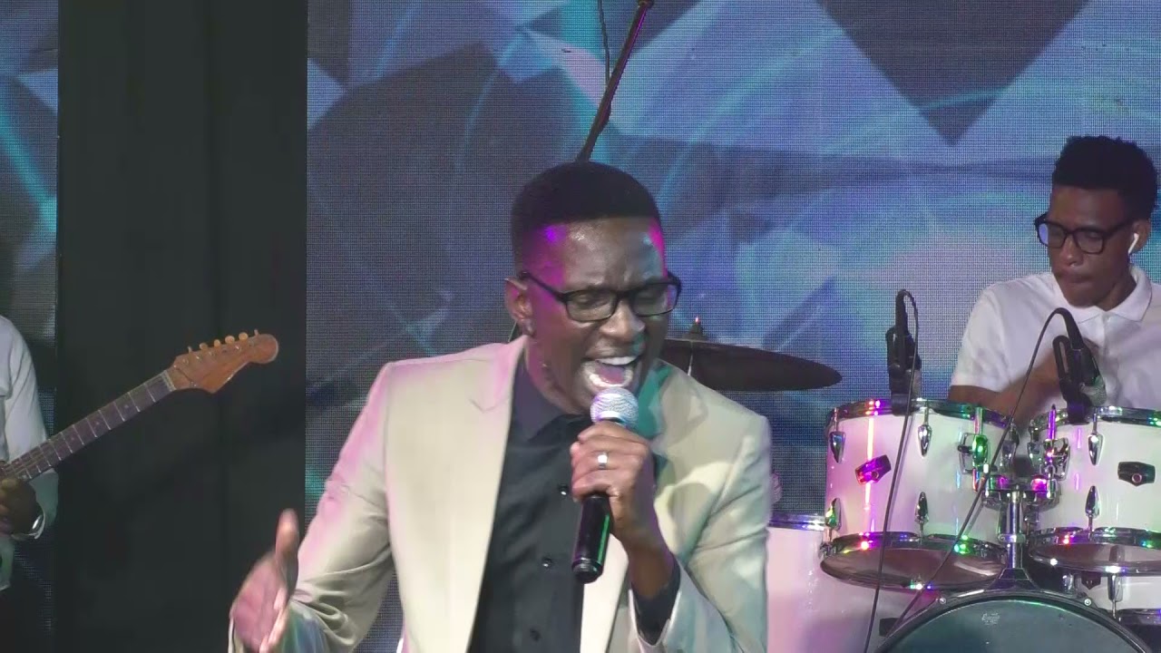 Tive Temhlaba by Sphiwo Ndlangamandla