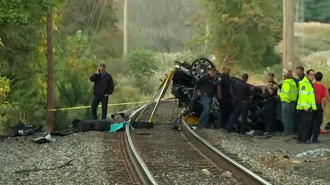 Counselors available after crash kills 2 teens in Pearl River