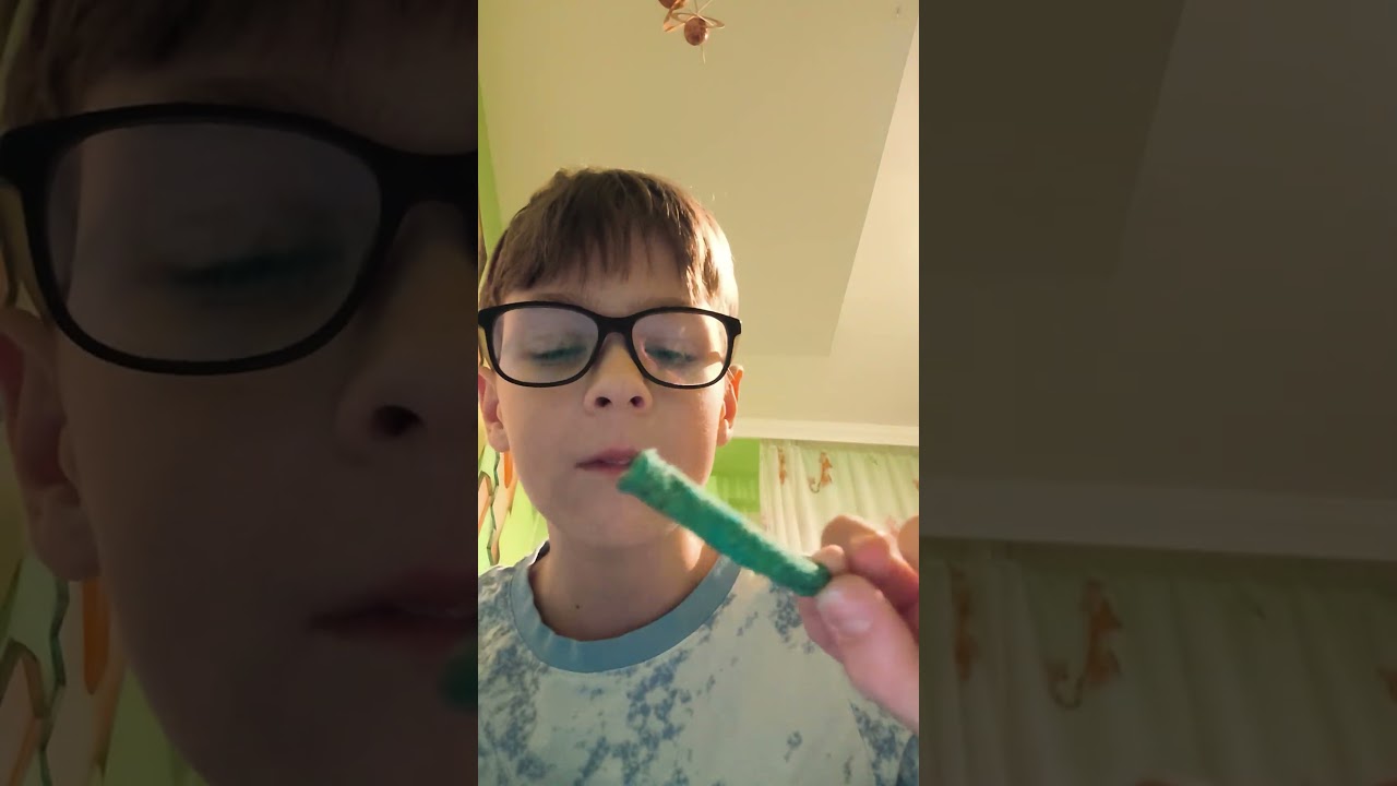 blue heat takis kóstoló videó
