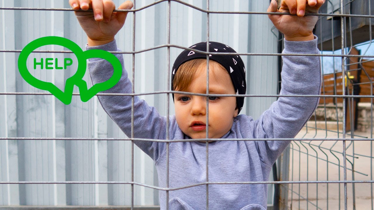 Albert nu se JOACĂ cu ERNEST/Don't touch my toys