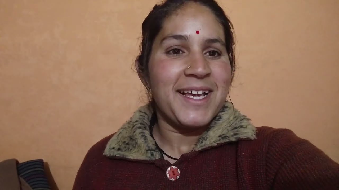 आज बनाया लकड़ी वाले चूल्हे में खाना😍||uttrakhand villege vlog ||Ruchi panwar-vlog villege lifestyle 