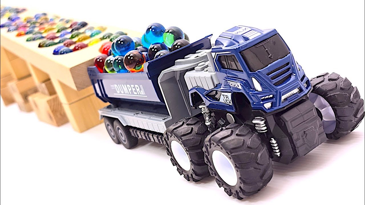 Wooden Track ASMR: Marbles & Beads + Dump Trucks, Trailer & Cute Figures | No Talking 4K Sounds!