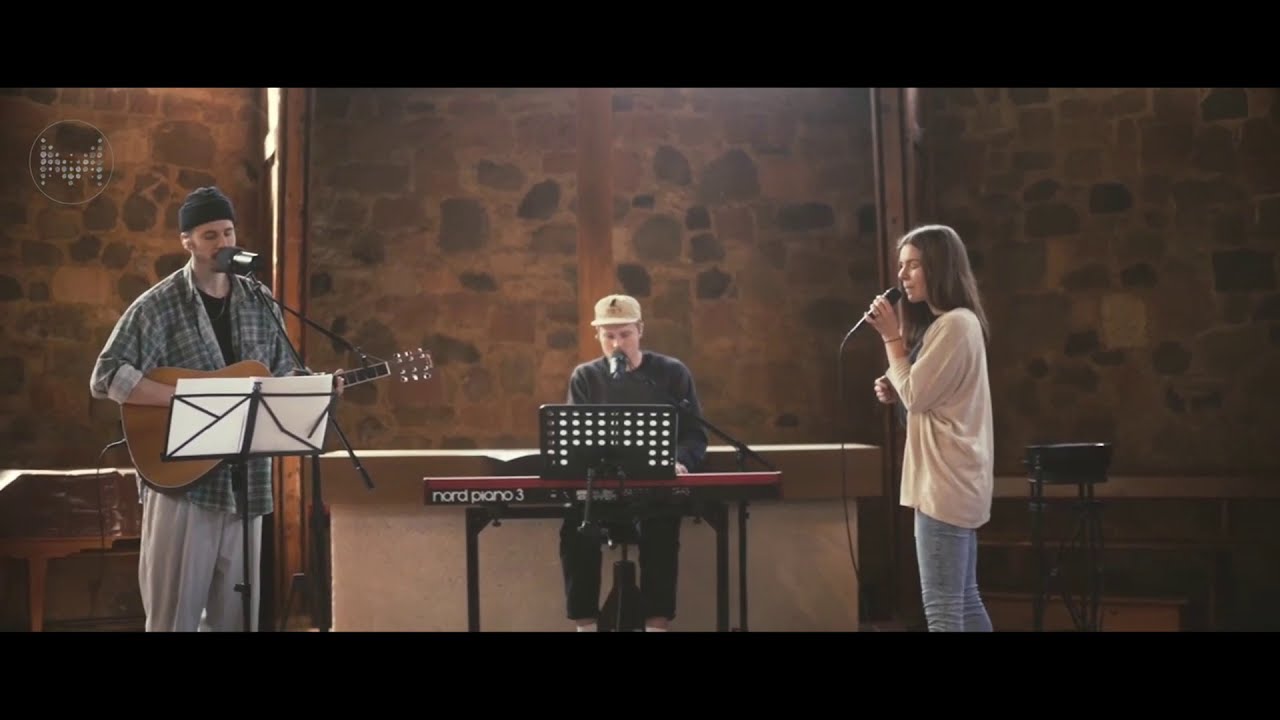 I surrender (Cover der Mosaikkirche Gießen)