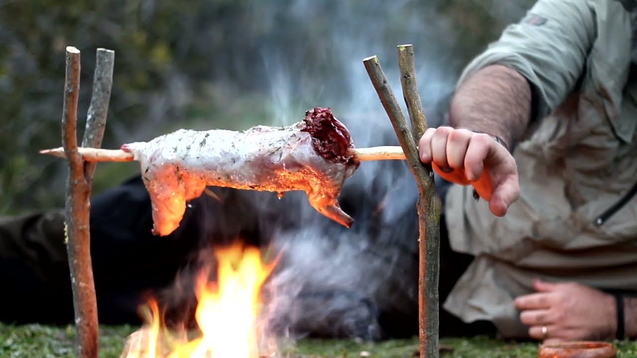 Conejo tradicional  de la serie “comida salvaje“ de caza y pesca TV  2\10