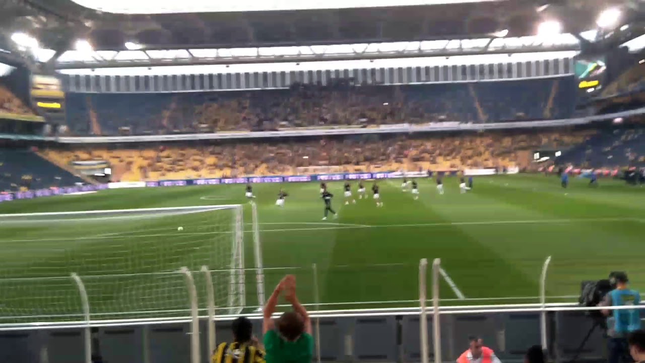Fenerbah&ccedil;e sahaya &ccedil;ıkıyor