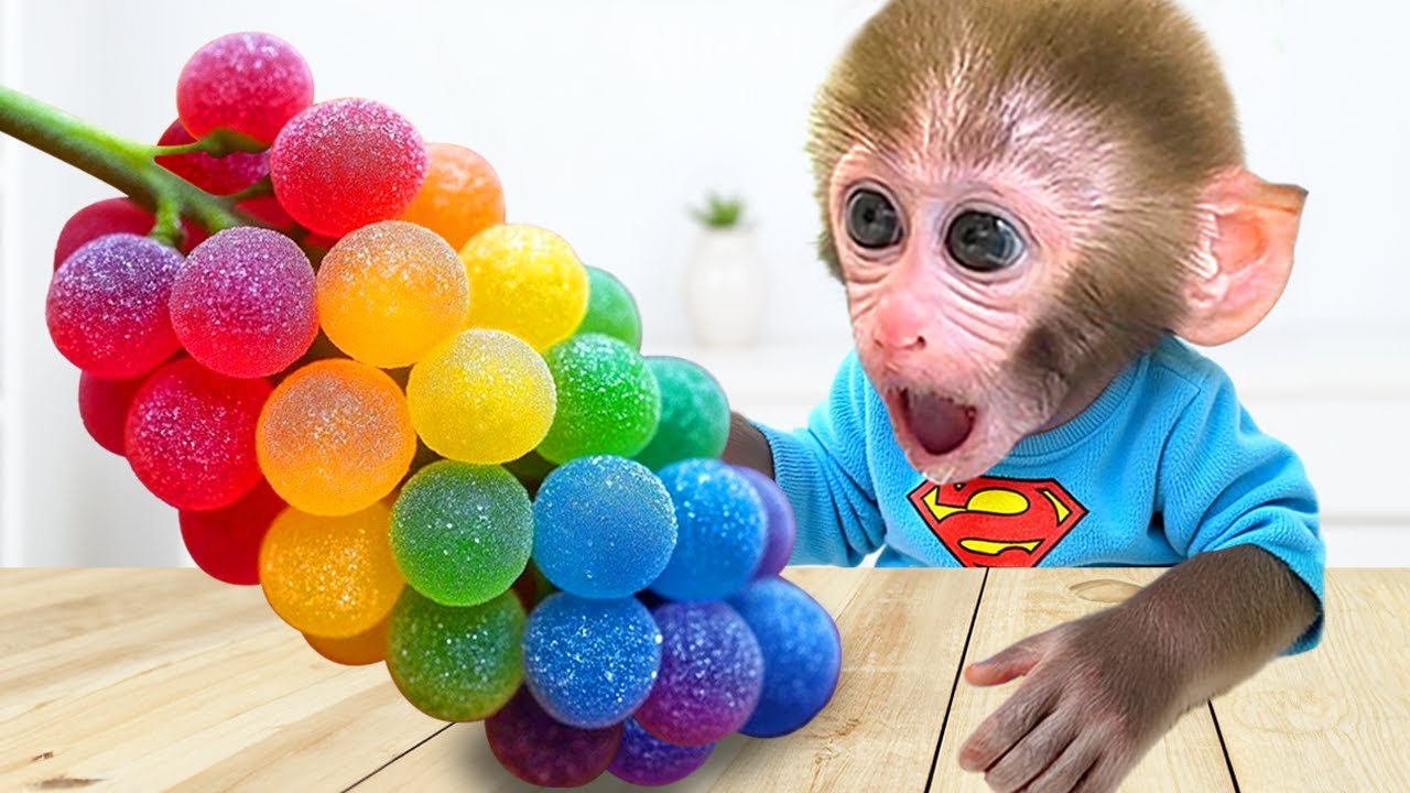 Mono Bon Bon : Un Encuentro Divertido entre un Astronauta Y un Puesto de Fideos - Animal HT ESP