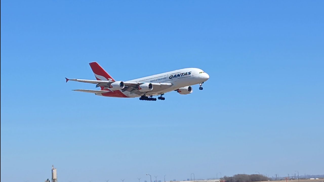 Qantas Airbus A380 at DFW Airport. February 7th, 2026. VH-OQI. Old Qantas Livery.
