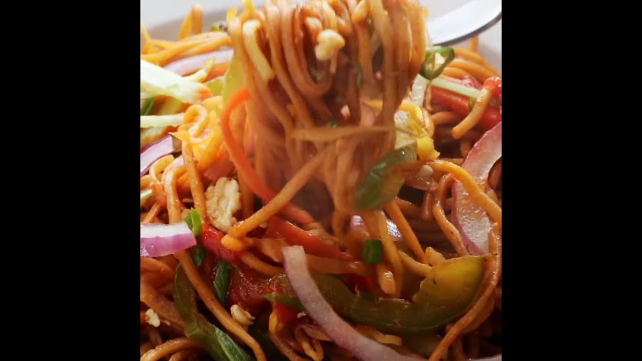 EASY CHOW MEIN RECIPE, AKA CHINESE FRIED NOODLES