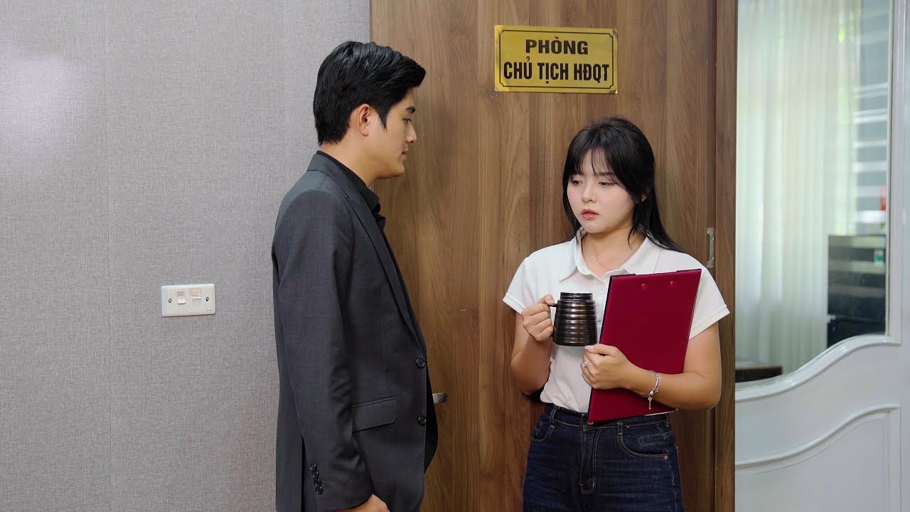 NỮ NHÂN VIÊN MỞ TIỆM TẠP HOÁ TRONG VĂN PHÒNG ĐỂ KIẾM THÊM THU NHẬP VÀ CÁI KẾT | GÃY SCHOOL TẬP 538