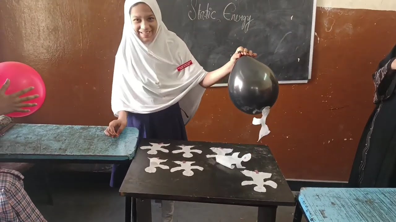 Electrostatic force demo by 3rd and 4th class students #activity #creative learning #science