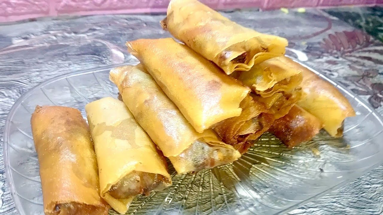 Crispy Chicken Spring Rolls | Easy Ramzan Special Recipe | How To Make Spring Rolls at Home 