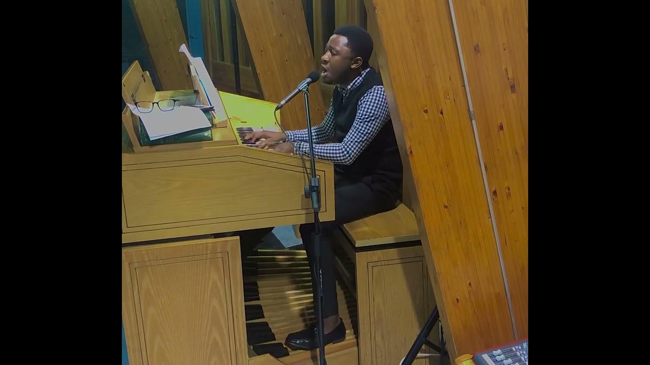Bia Onye Nwe Uwa Kristi Di Mma. | Voice & Organ by Ugochukwu Naz Anukanti