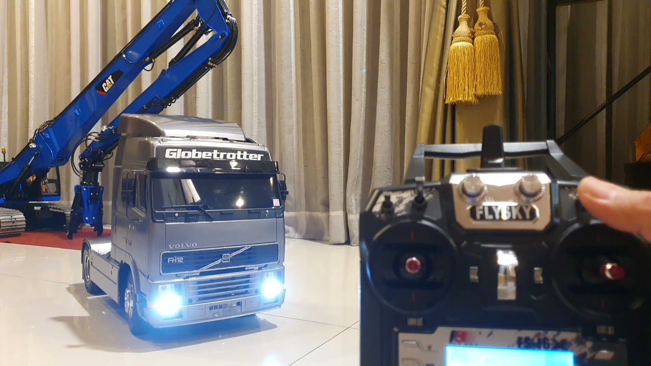 1/14 Tamiya RC Volvo FH12 with FlySky fsi6x CS RC16 sound and Light