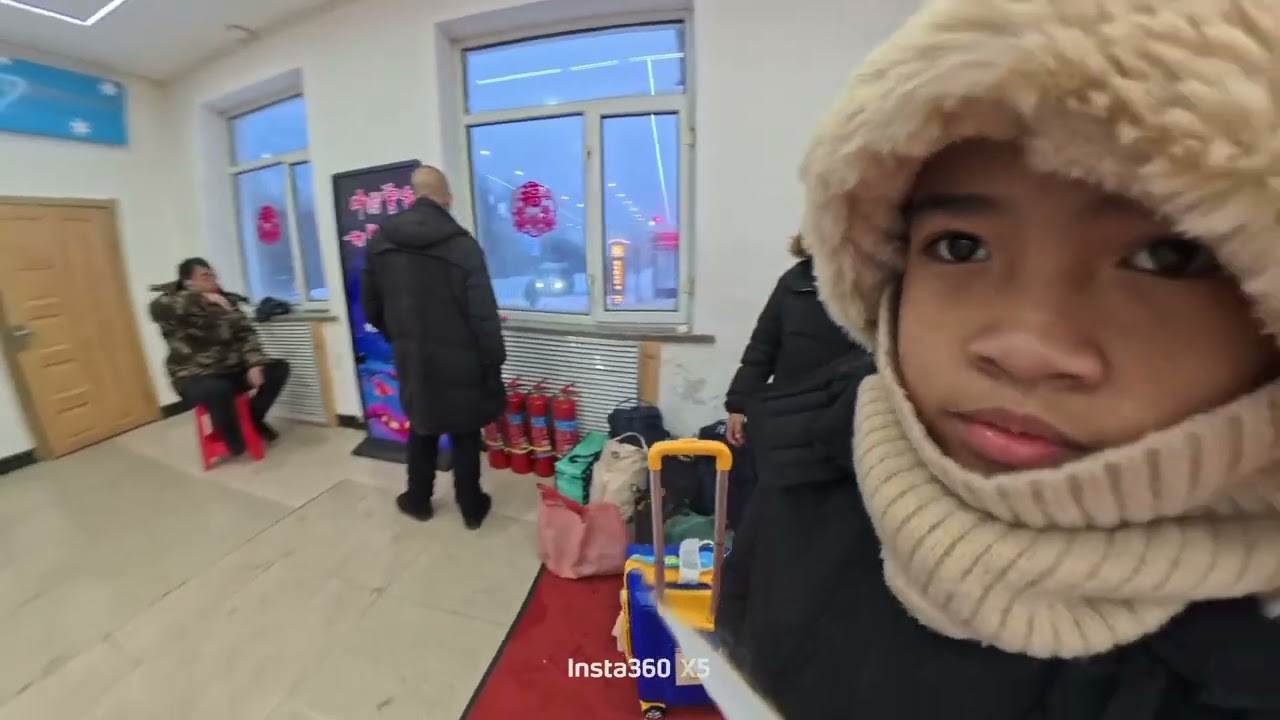 Family trip to Harbin Part 3 ( Snow Town ) 