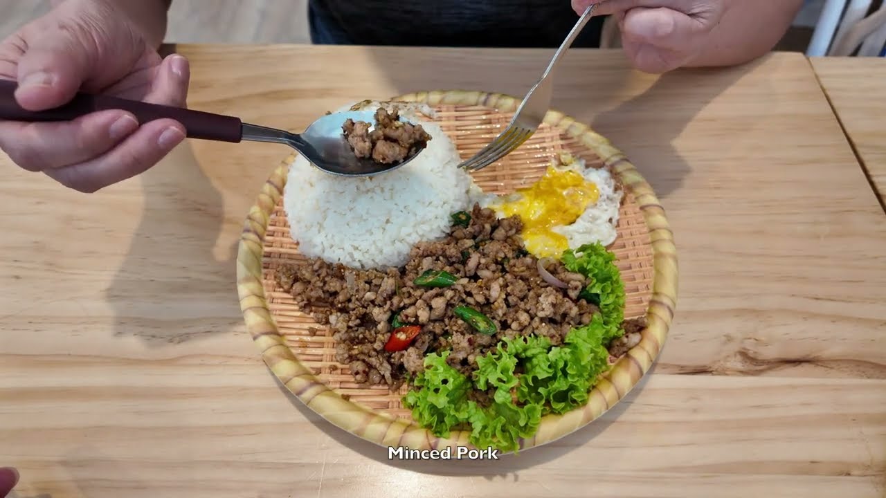 Old flat | Upper Thomson | Walking and Foods
