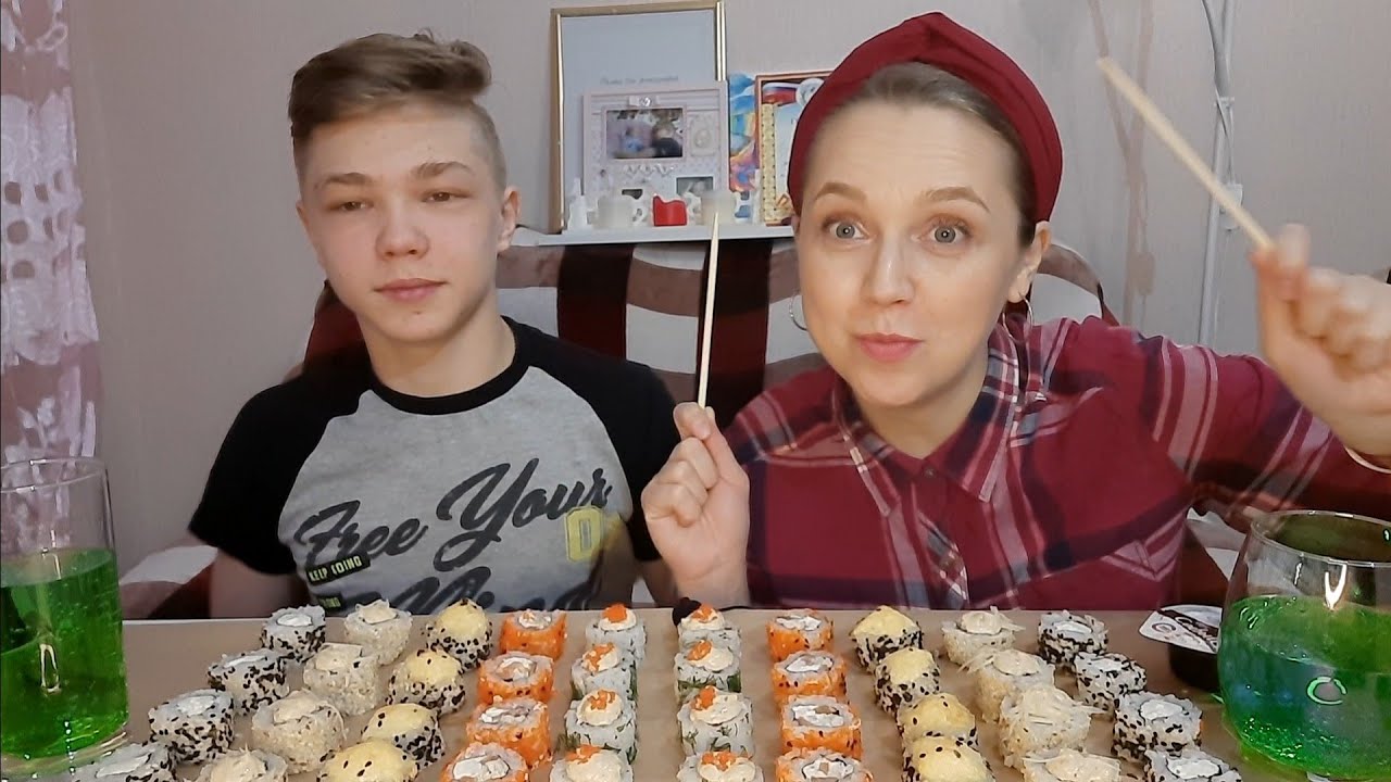 Роллы🍣Суши/Мукбанг/Rolli🍣Sushi/И опять разочарование😔 Алиса не захотела сниматься😢