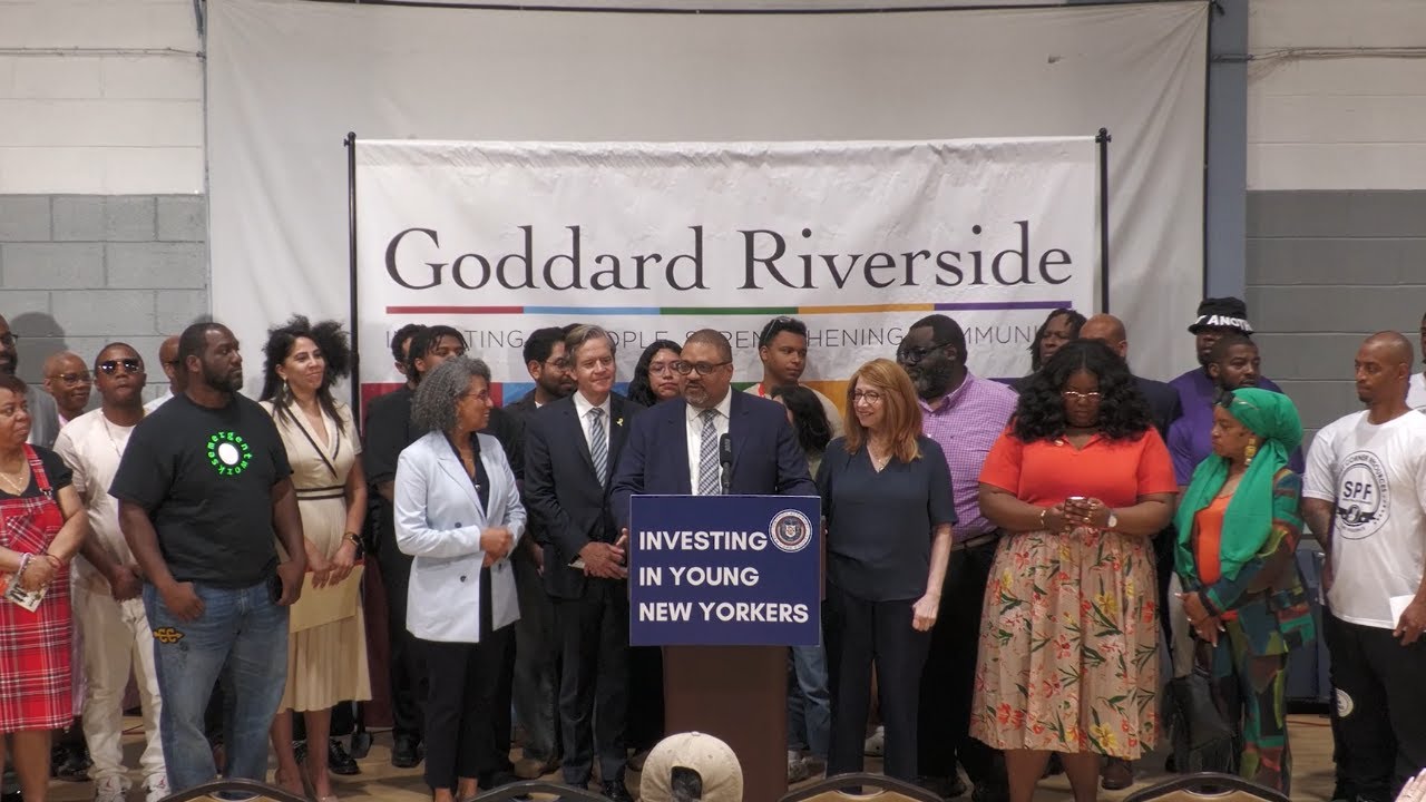 D.A. Bragg Awards $295,000 To Local Initiatives To Prevent Youth Gun Violence This Summer