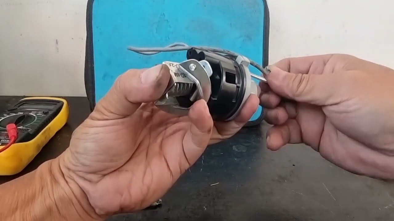 Disassemble + adjust the pressure switch and identify the faulty points. Pressure switch setting.