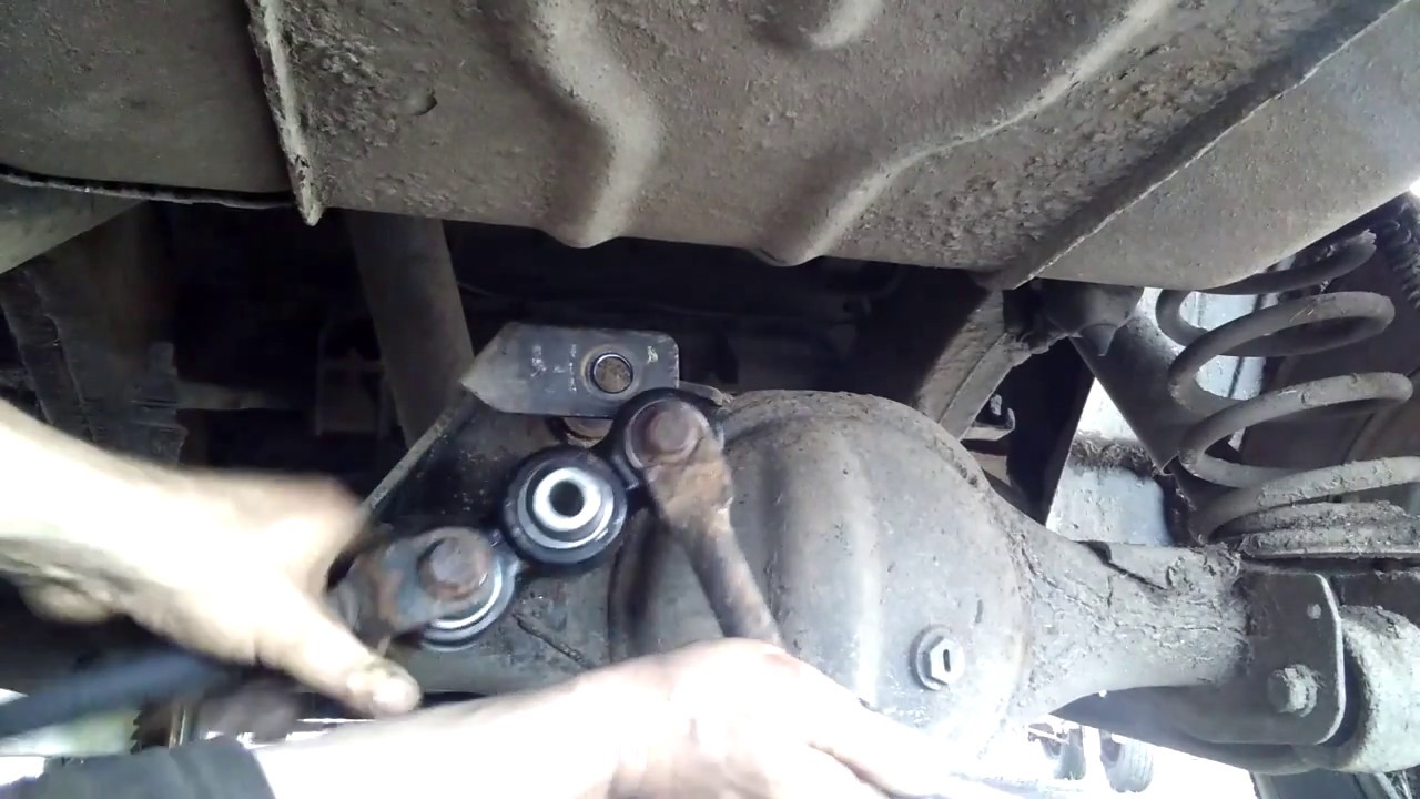 Land Rover Discovery 2 TD5 and V8 - Watts (Link) Linkage Replacement