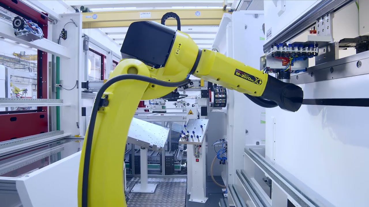 HBS II Pro - robotic bending solution - Starmatik