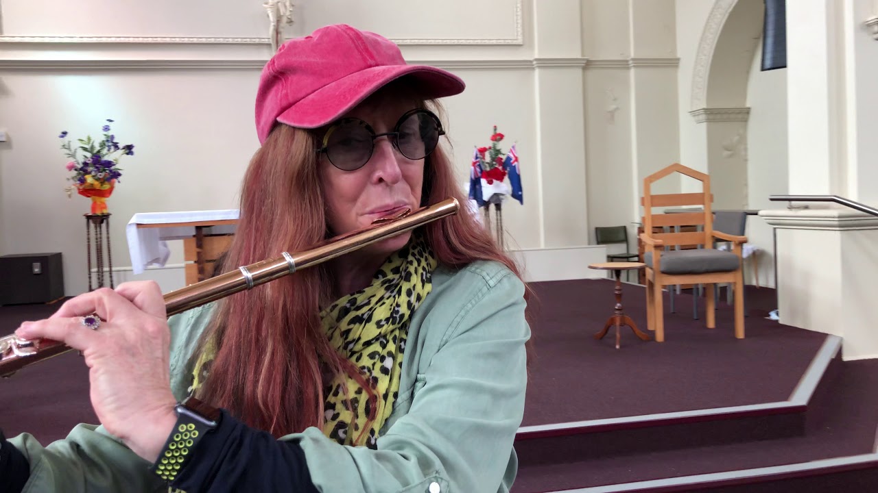#MichelleMScullion performing with her #GoldFlute in Invercargill Basillica New Zealand