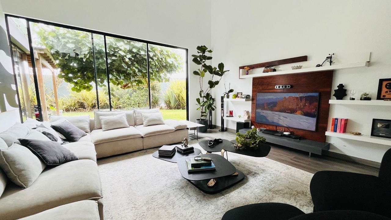 🤩 Moderna y amplia casa en la Encantada de Villa cerca a colegios y universidades de la zona