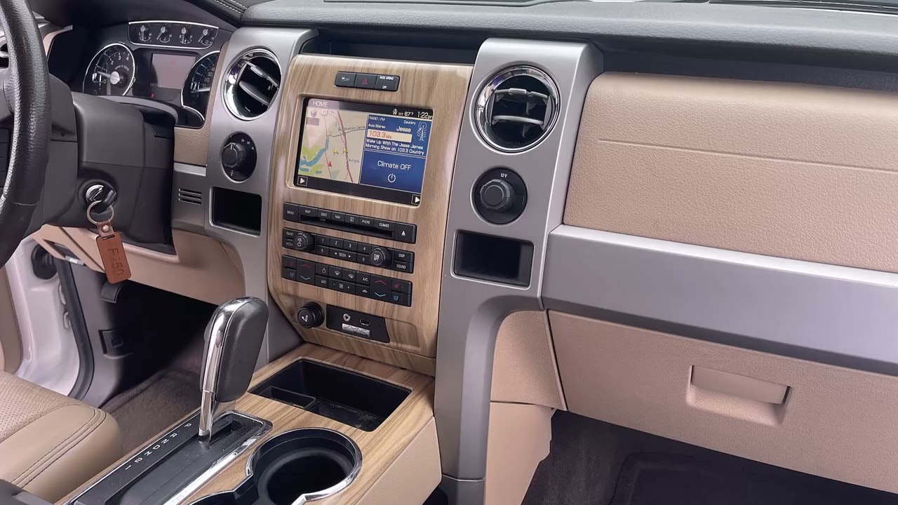 FOR SALE -- 2011 Ford F150 Lariat Super Crew Cab