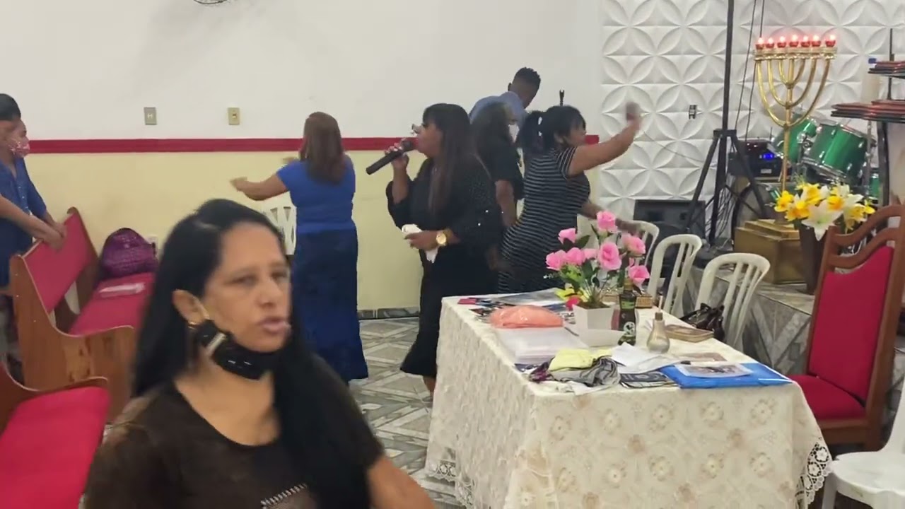 TEM FOGO AÍ TERRA? CONSAGRAÇÃO NA ADMUF COM A PASTORA ELIZÂNGELA TERRA!