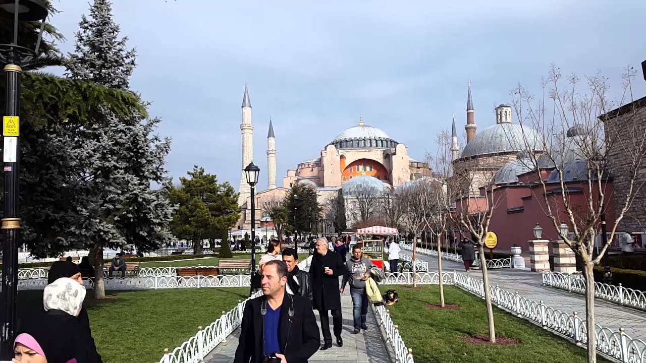 Sultan Ahmet ve Ayasofya ögle cift ezanı