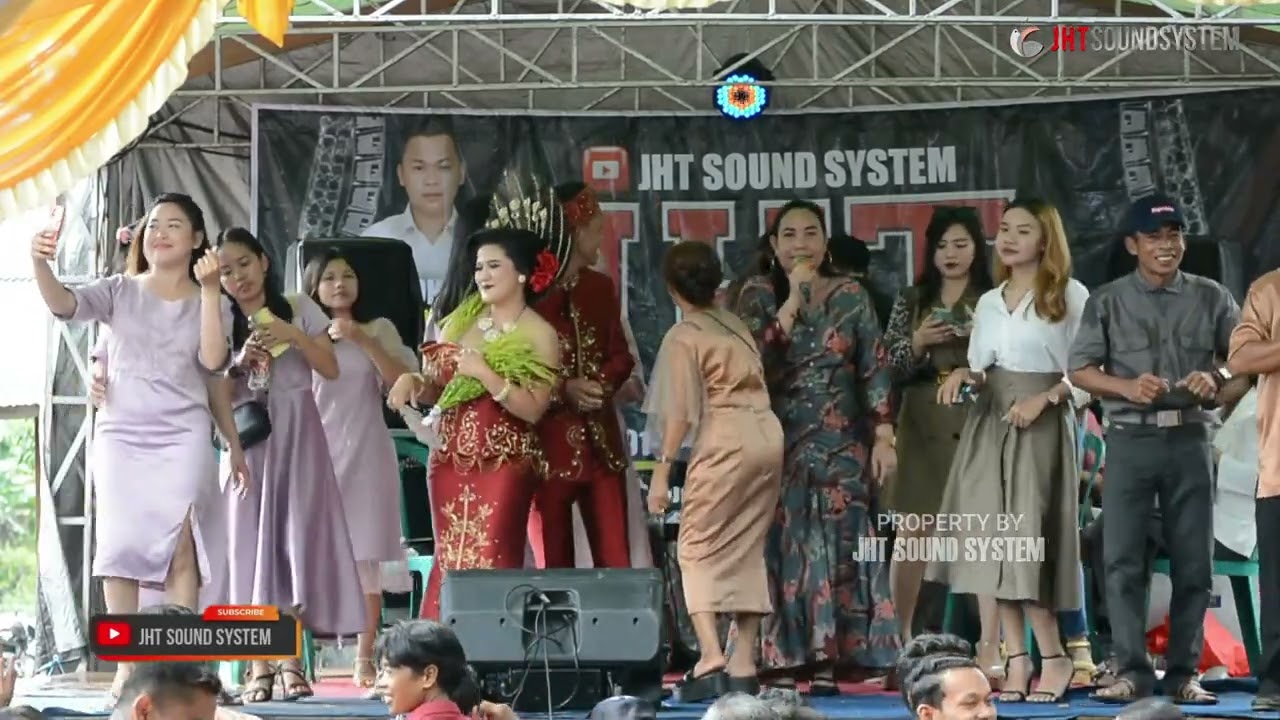 PANGGUNG FULL BIKIN HEBOH!! PENGANTEN DIBUAT GOYANG - BATATEMPAK (Desa Bukit Raya Kotim)