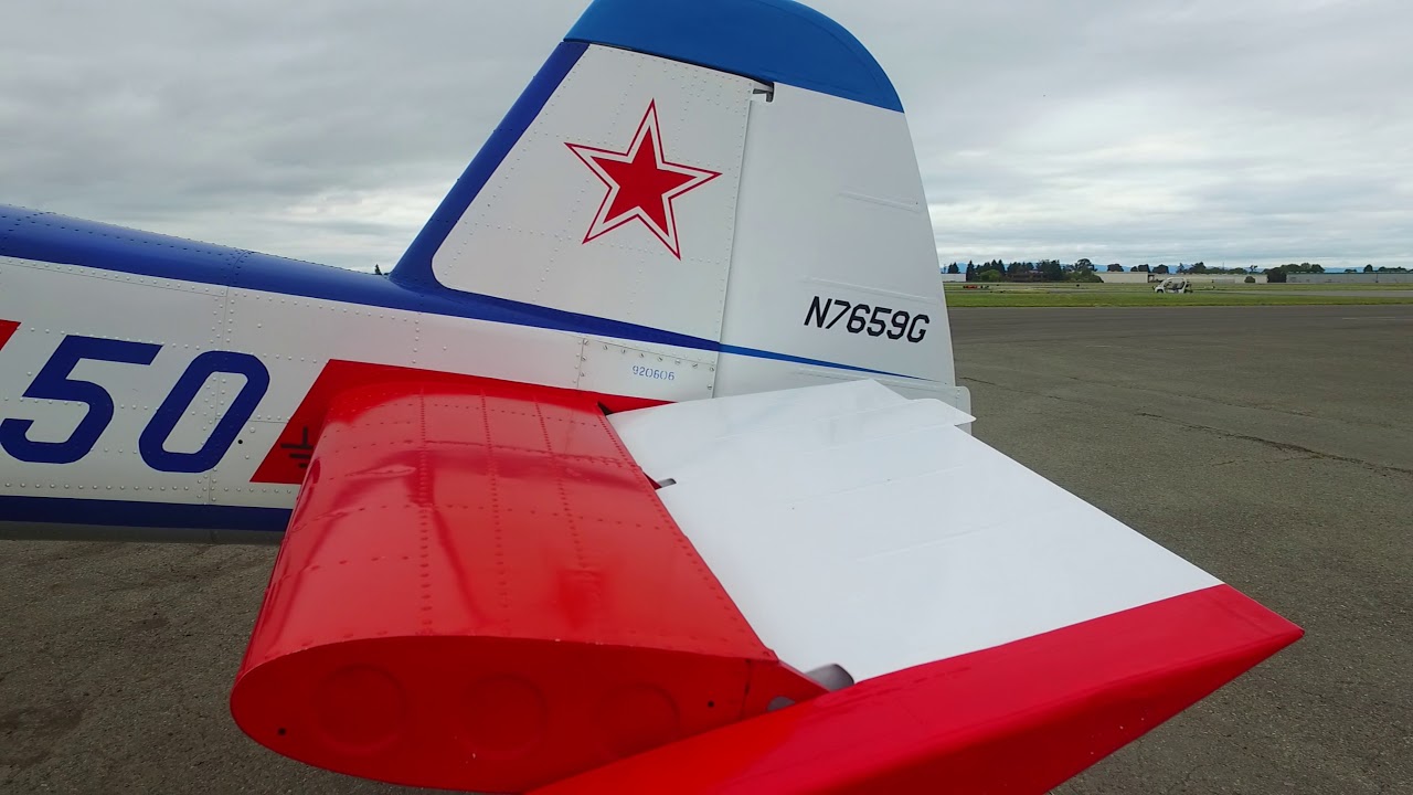 A Walk Around a  YAKOVLEV YAK-55M N7659G at HWD