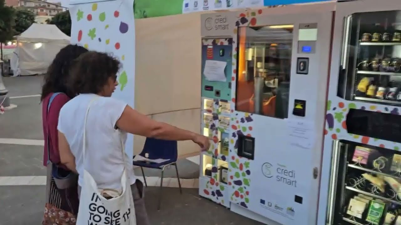 Cibo di Puglia. Presentato il primo distributore automatico per la vendita di prodotti tipici
