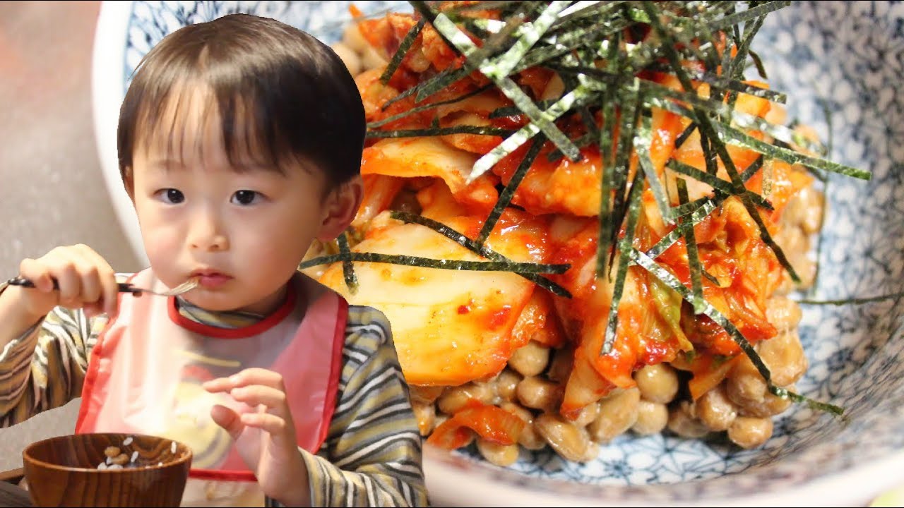 納豆に合う白菜キムチを食すRino＆Yuuma