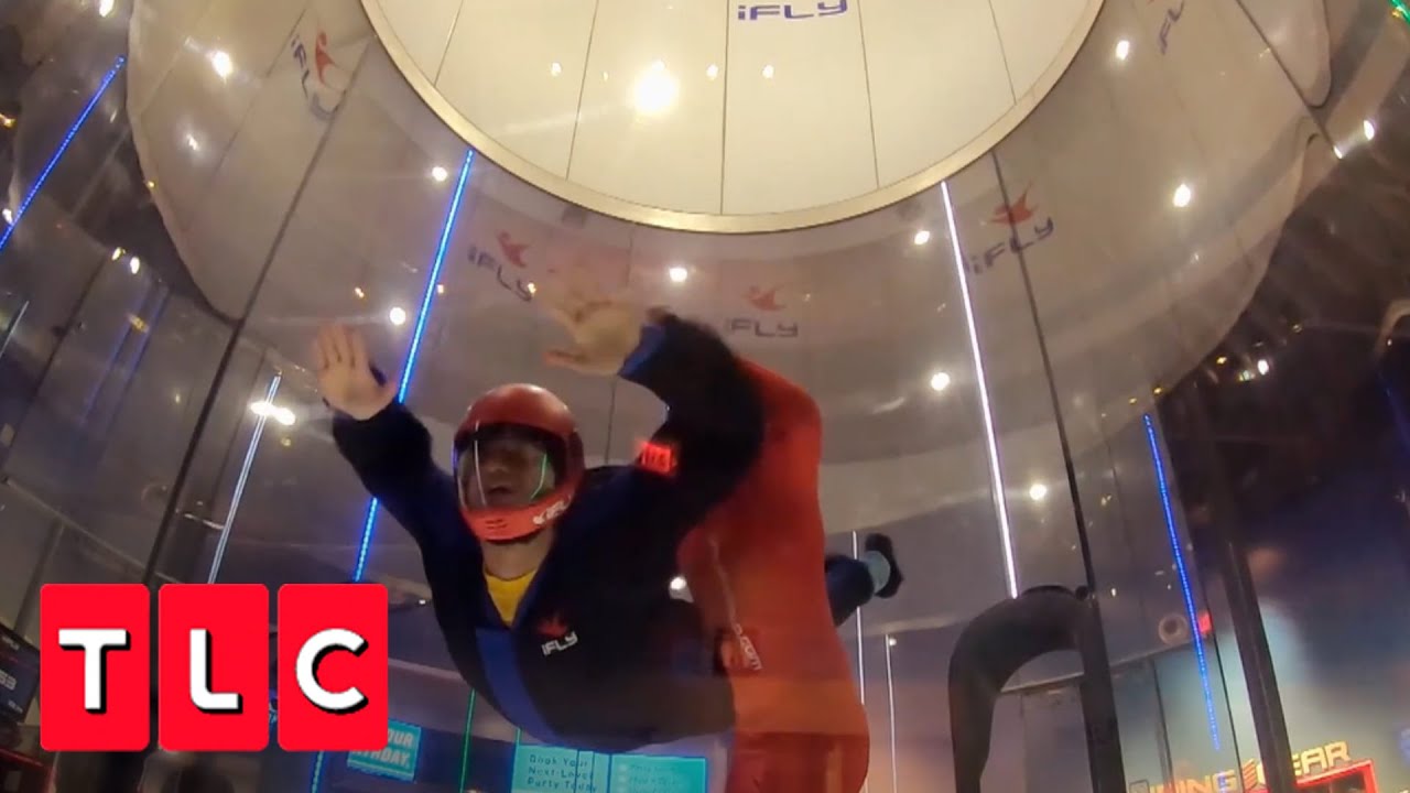 River e Megan fazem uma simulação de salto de paraquedas | Chantel e Pedro em Família | TLC Brasil