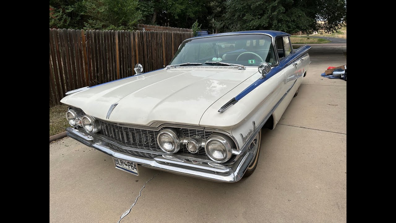 1959 Oldsmobile Dynamic 88 4 door Hardtop (Flat Top)