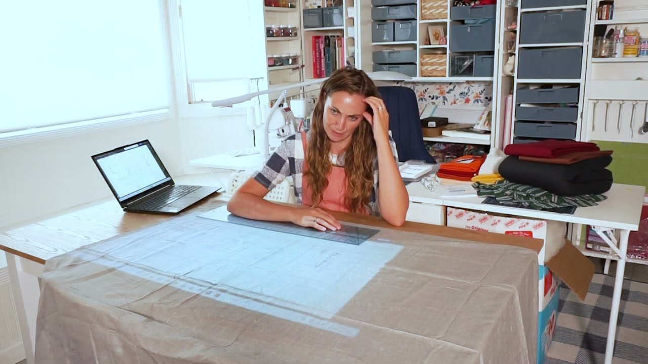 Trying a Projector for Sewing Patterns in my Sewing Room - Vankyo Leisure 470 Review