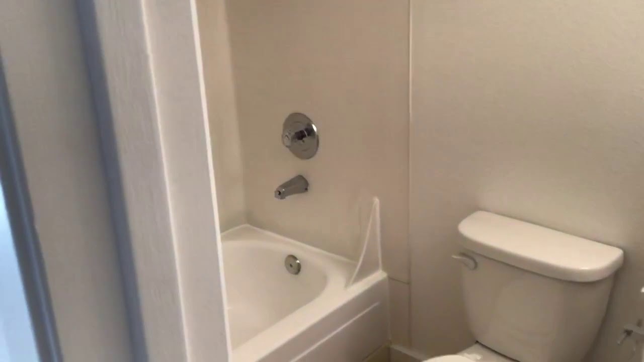 Woodlake Apartments- Two Bedroom One Bathroom