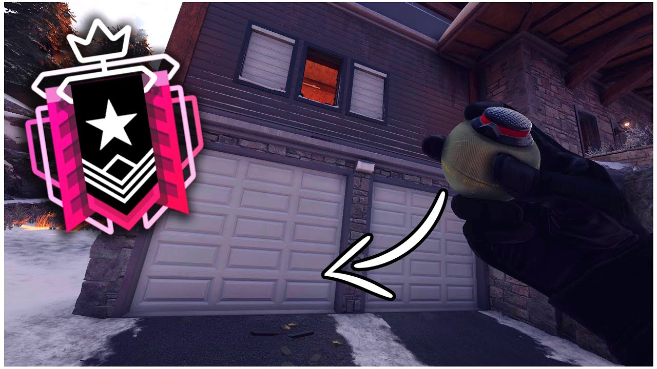 300 IQ Spawn Peek Run Out - Rainbow Six Siege