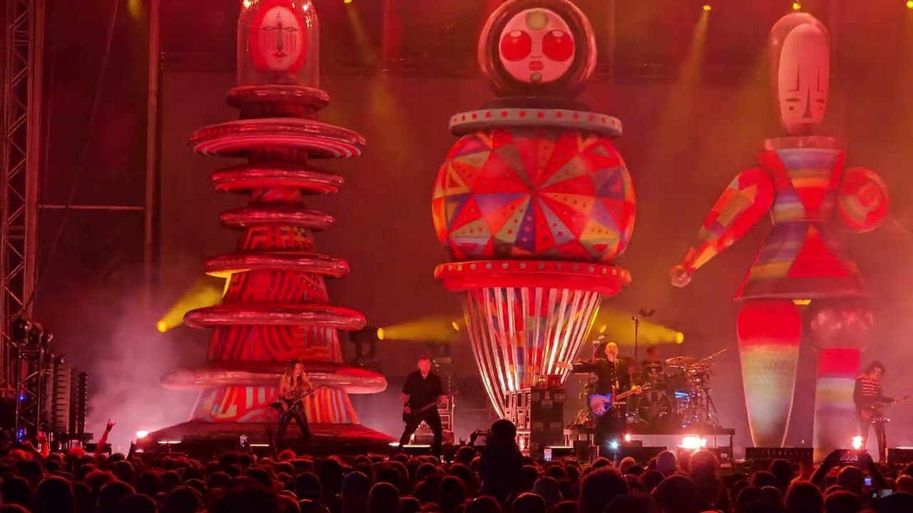 The Smashing Pumpkins – Heavy Metal Machine / Live at Hills Of Rock / Plovdiv 2025 / 4K 30 fps