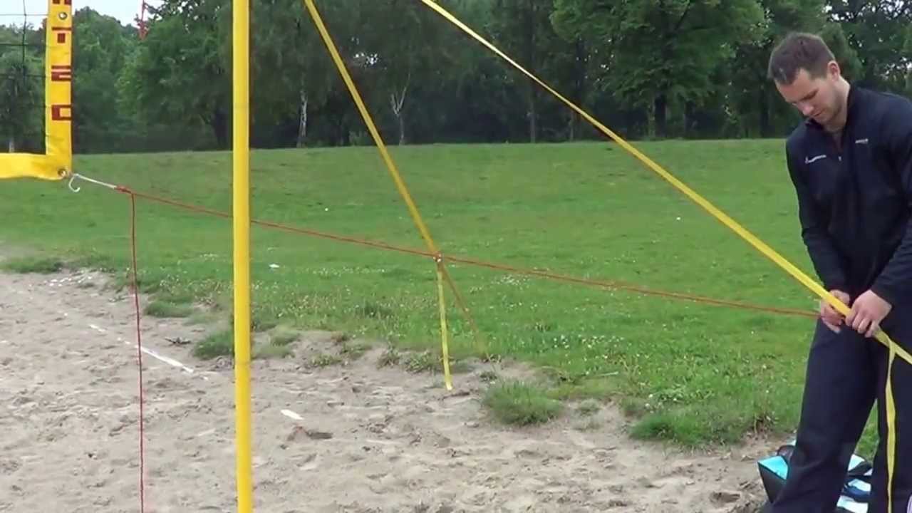Aufbau transportable Beachvolleyballnetzanlage (FUNTEC)
