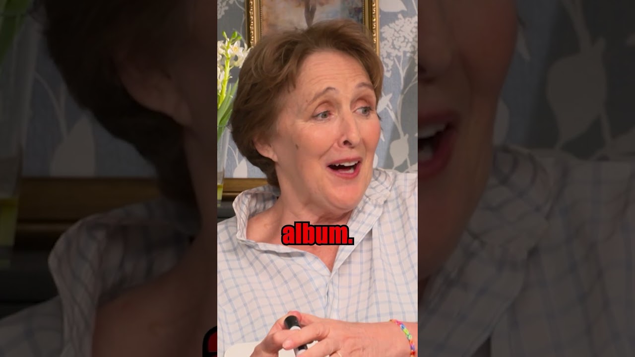 Phoebe Waller-Bridge and Fiona Shaw being an iconic duo for 1 min straight