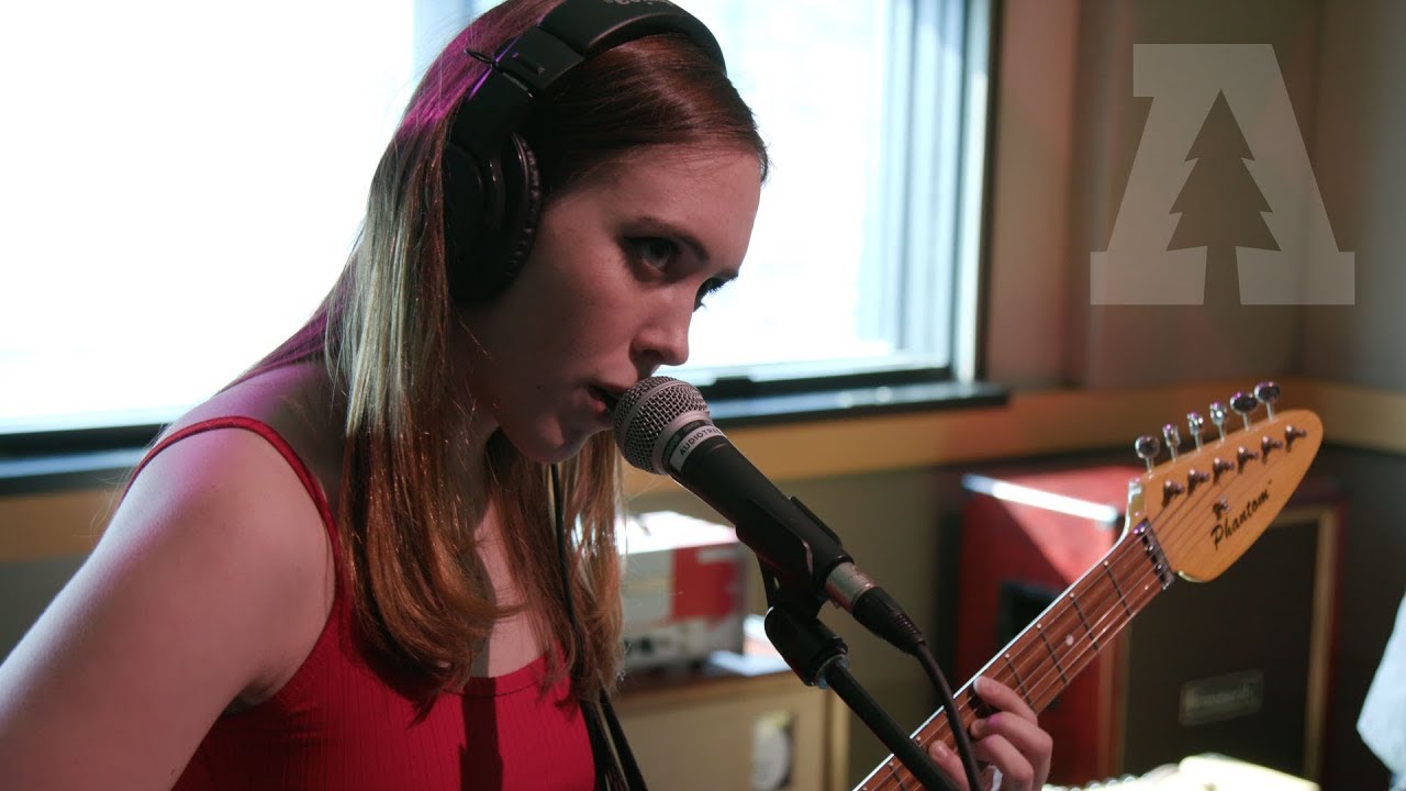 Soccer Mommy - Try | Audiotree Live