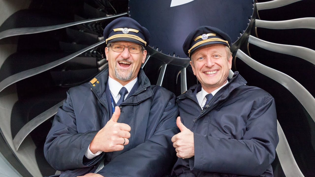 PilotsEYE.tv - SEA | Seattle B777F 