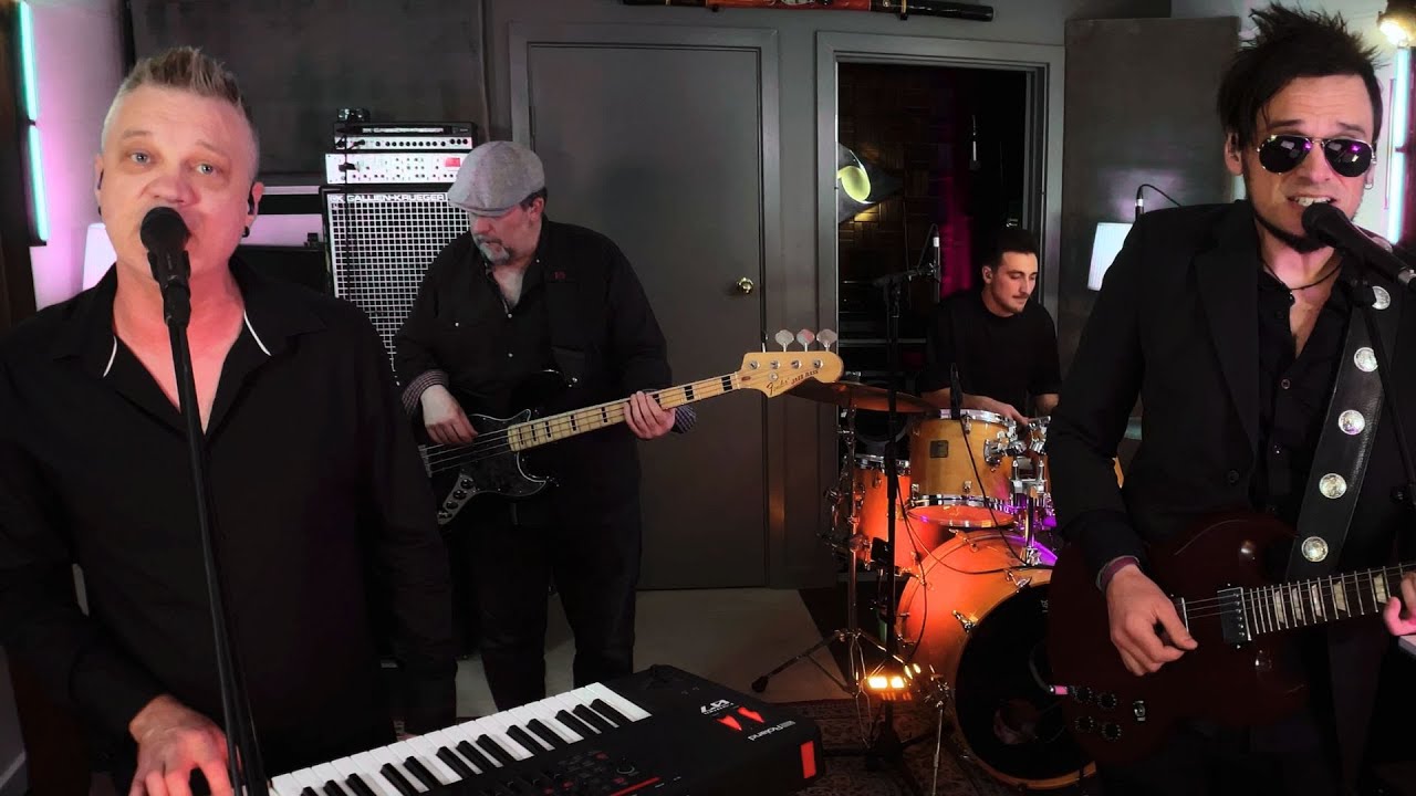 It Started with a Kiss | Live Band performance (Hot Chocolate) | Sing It Live