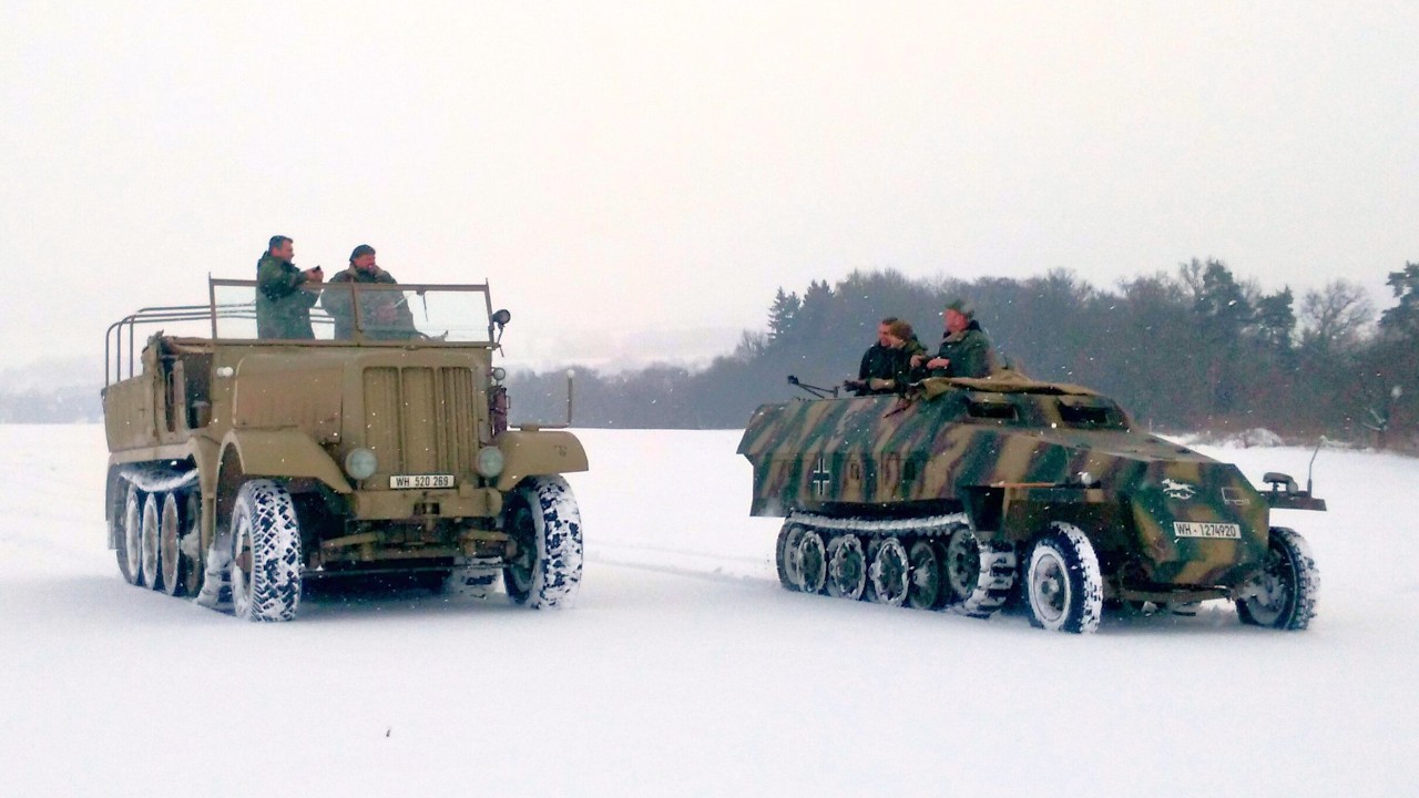 Winter Rides: SdKfz 251 and SdKfz 9 FAMO   ride in snow